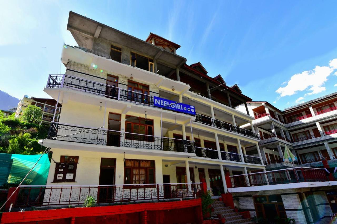 Spot On 37336 Hotel Neelgiri - Manali (Himachal Pradesh) — Photos 1